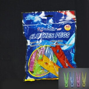 PLASTIC 40PC CLOTHES PEGS