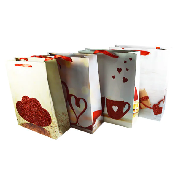 GIFT BAG 26X32X10CM ASST LOVE DESIGN